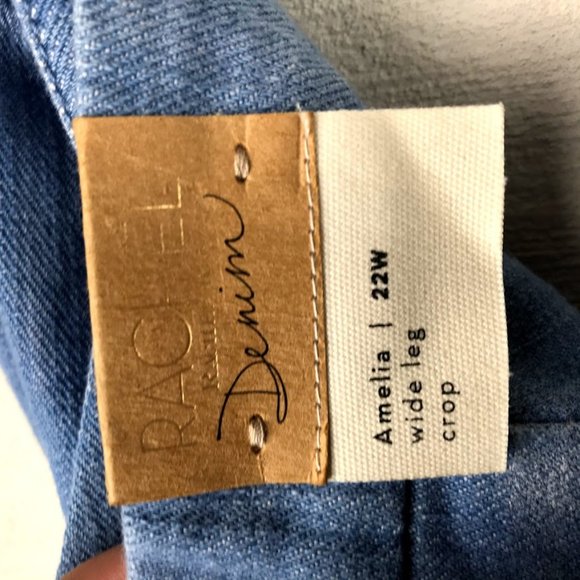 Rachel Roy Women's Curvy Collection Light Wash Amelia Wide Leg Denim Cop Pant Tr - Picture 4 of 8